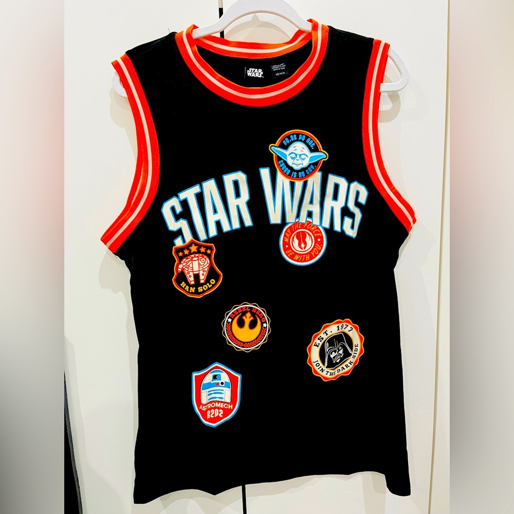 Disney Star Wars Jersey Size Medium